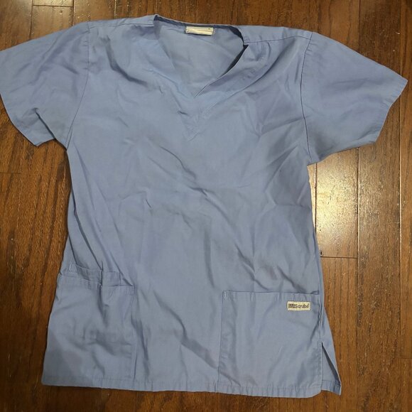 Uniform Advantage Womens Set of 2 Scrub Tops Ceil Blue - Size Small, Gently Used - Picture 2 of 4